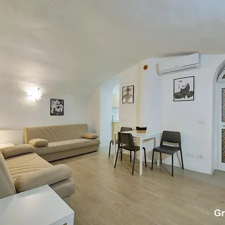 Casa A Monti Ρώμη