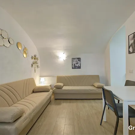 Casa A Monti Lejlighed