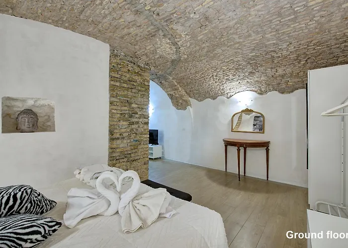 Casa A Monti * Rome